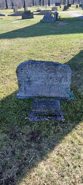 Gravnummer: 3 Ga G     3-4