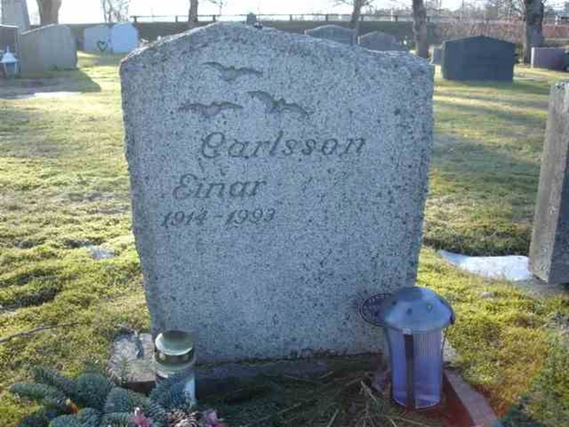 Grave number: B G  332, 333