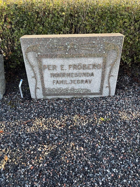 Grave number: 4 N NB   116