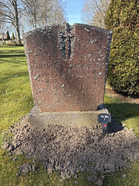 Gravnummer: 22 BU     7