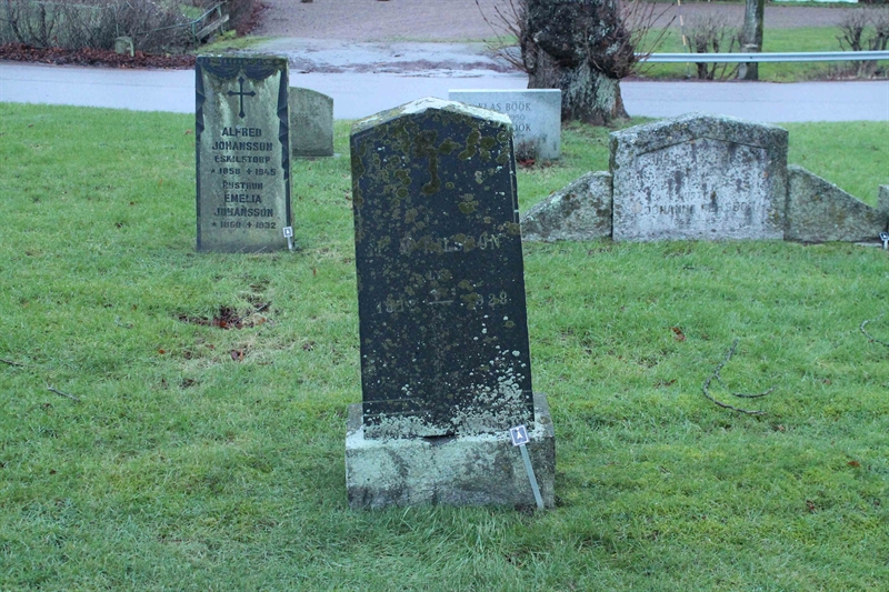 Grave number: ÖKK 1    52
