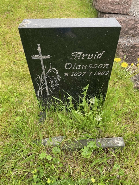 Grave number: DU ND     6