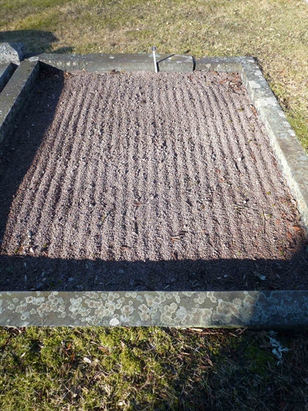 Grave number: JÄ 4   43