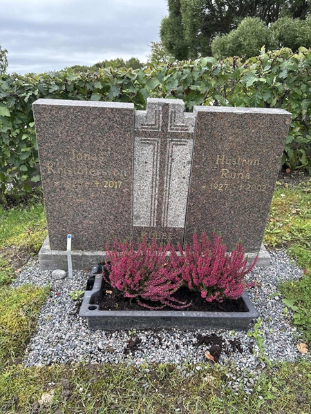Grave number: 4 M MD   134-135