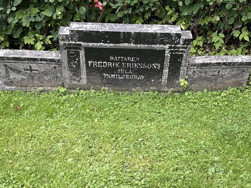 Grave number: IN 26   345