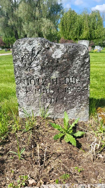 Grave number: D N 3   796