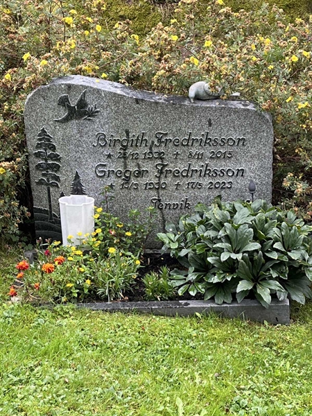 Grave number: 6 5   246-247