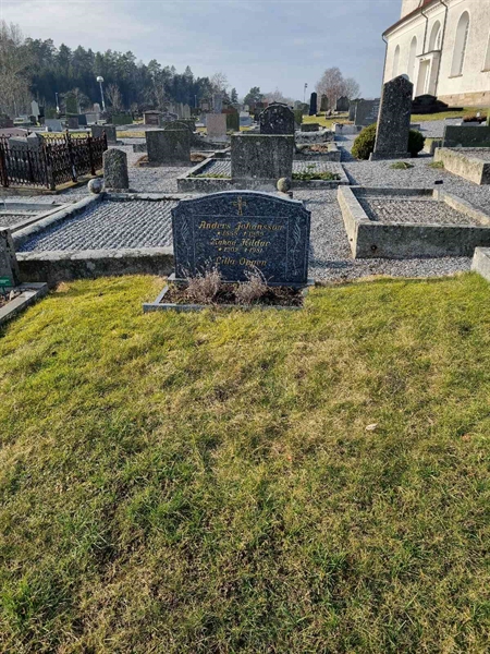Grave number: TG 005 0845, 0846