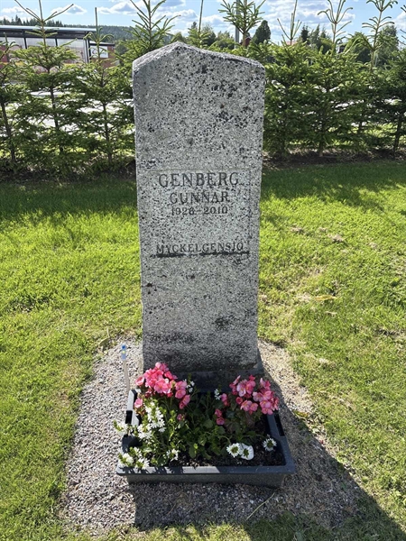 Grave number: 4 G GC 33