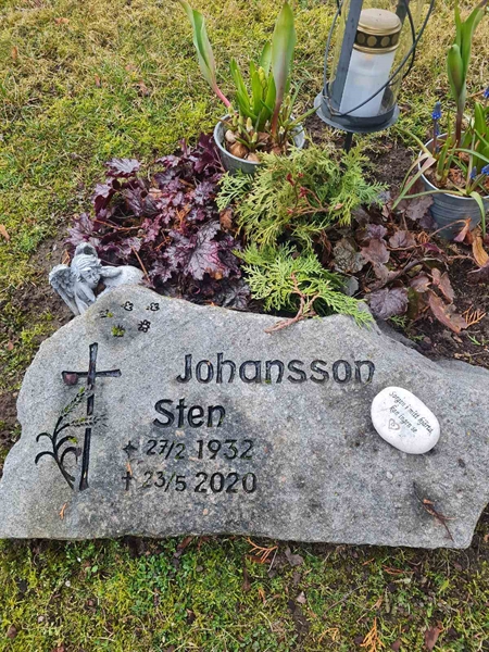 Gravnummer: Bj R    29