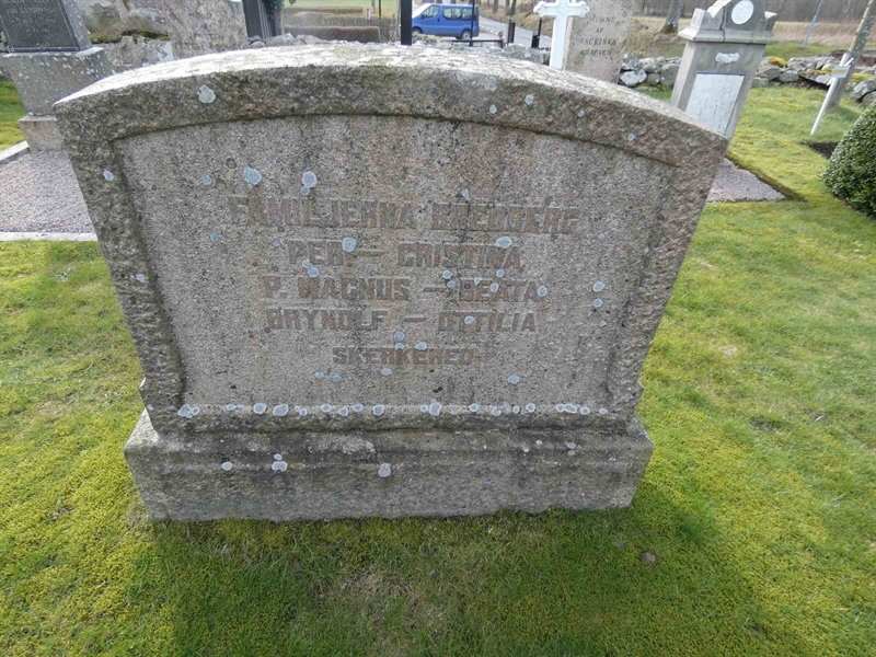 Grave number: BR G    25, 26