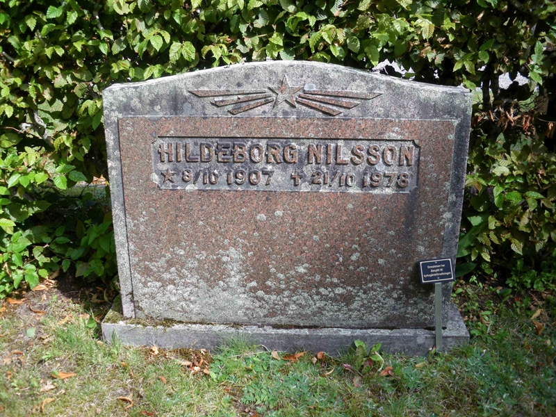 Grave number: SB 35     5