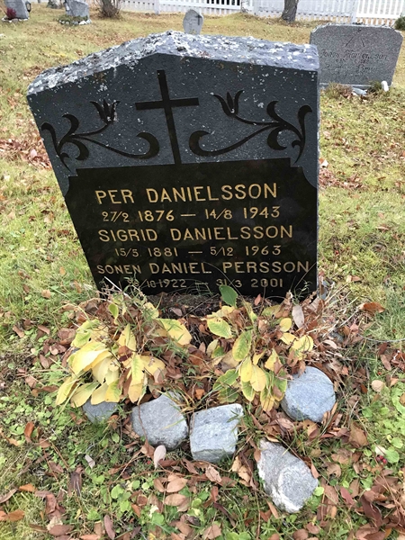Grave number: VA C     3