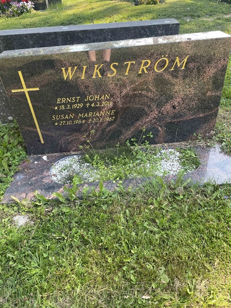 Grave number: N 5 3   409