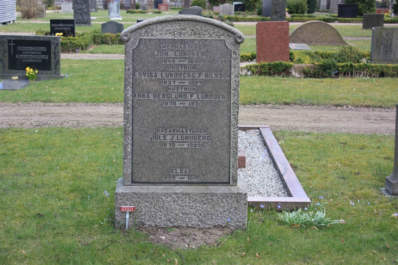 Grave number: Ö 07i    23, 24, 25, 26