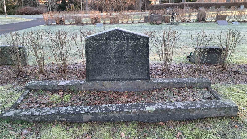 Gravnummer: 6 05     14