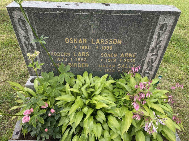 Grave number: 001 1   262