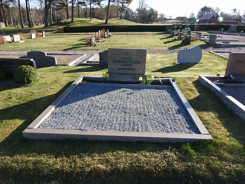 Gravnummer: BK A   152-153