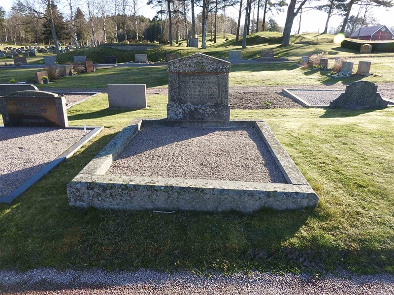 Gravnummer: BK A   135-136