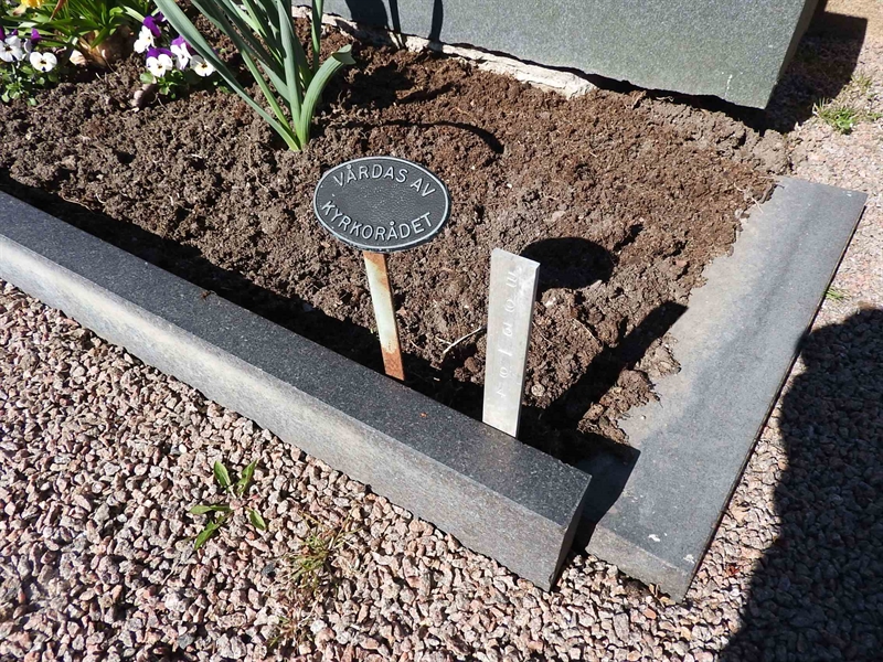 Gravnummer: BK B    93-94