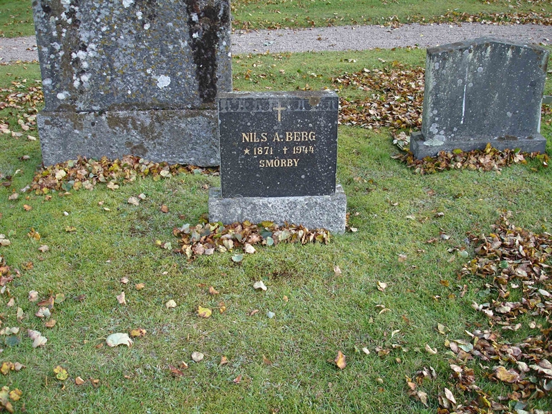 Grave number: HK C   177
