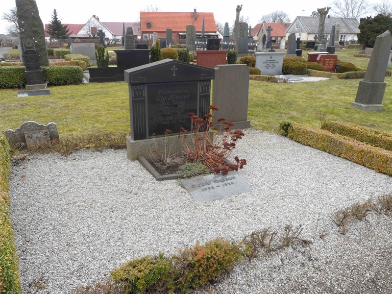 Grave number: VK F    13