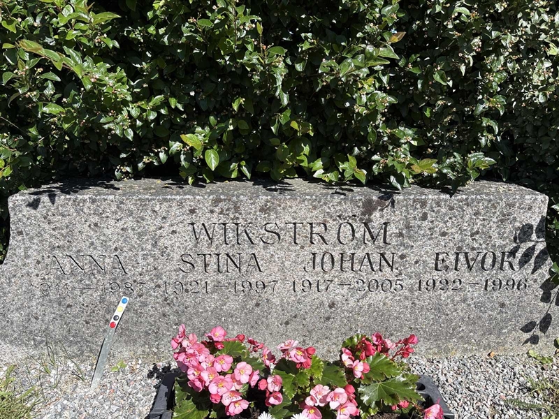 Grave number: 4 G GH    19-20