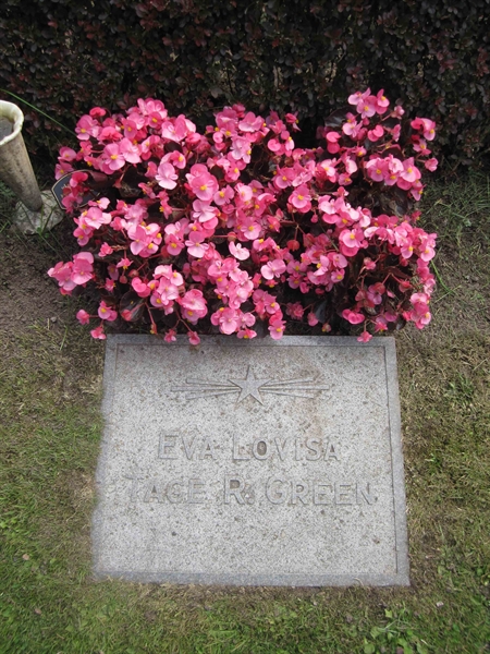 Grave number: 1 UL    83