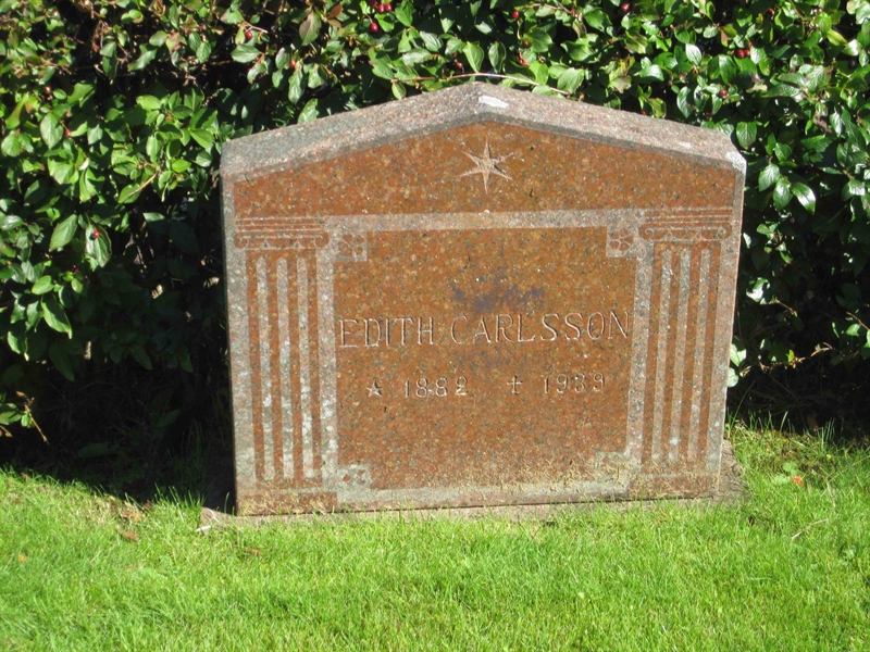 Grave number: 1 06 B    22-24