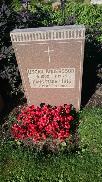 Grave number: 1 UL    37
