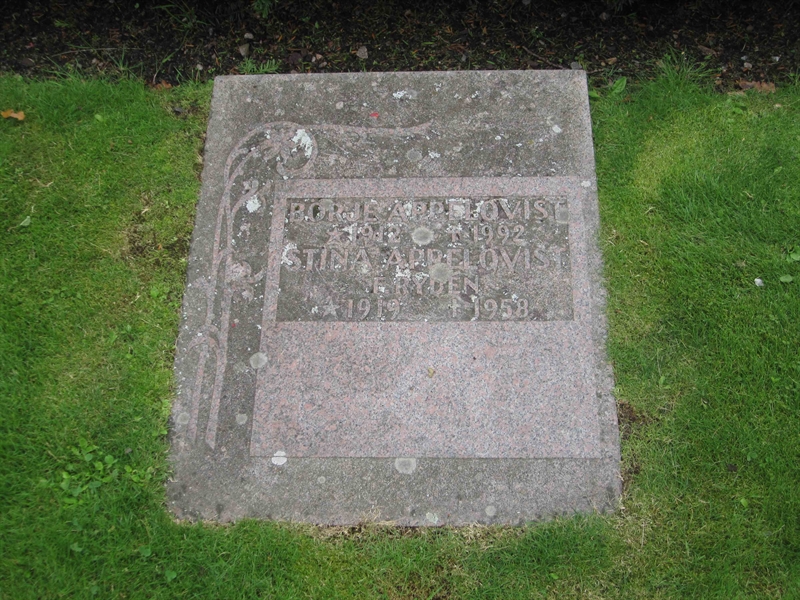 Grave number: 1 08 M    42