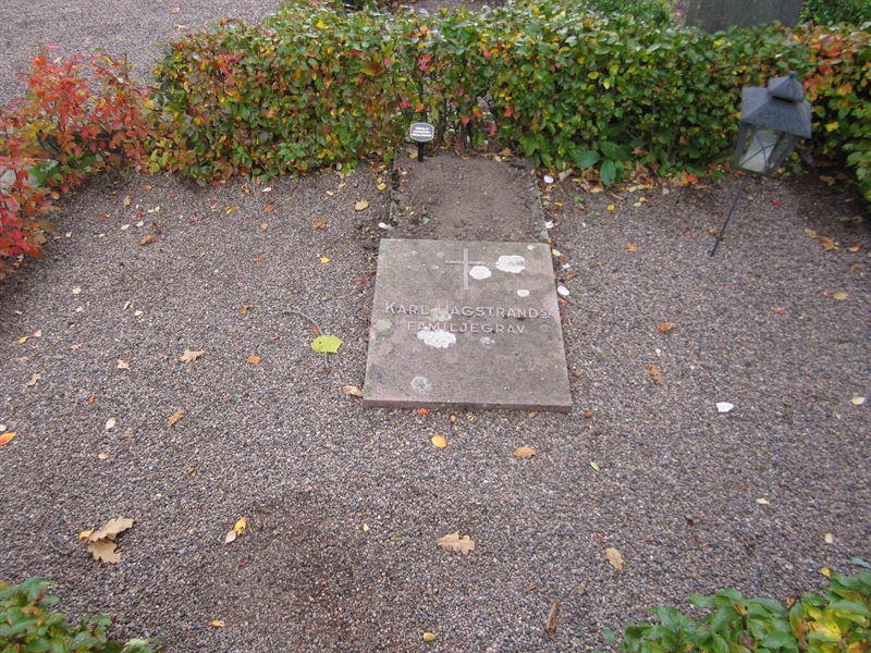 Grave number: 1 03 C    14-16