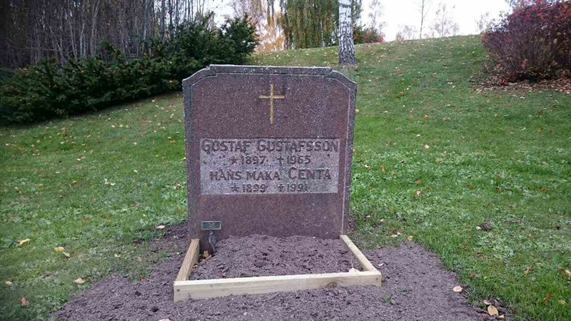 Grave number: 2 MAR    35
