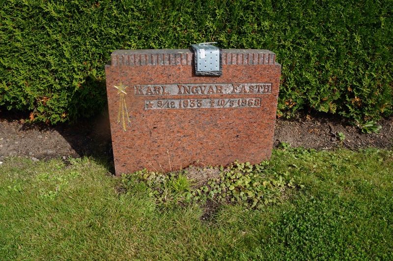 Grave number: 3 GA Å   453