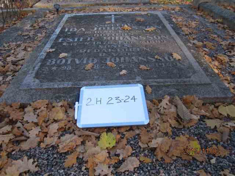 Grave number: 1 02 H    23-24