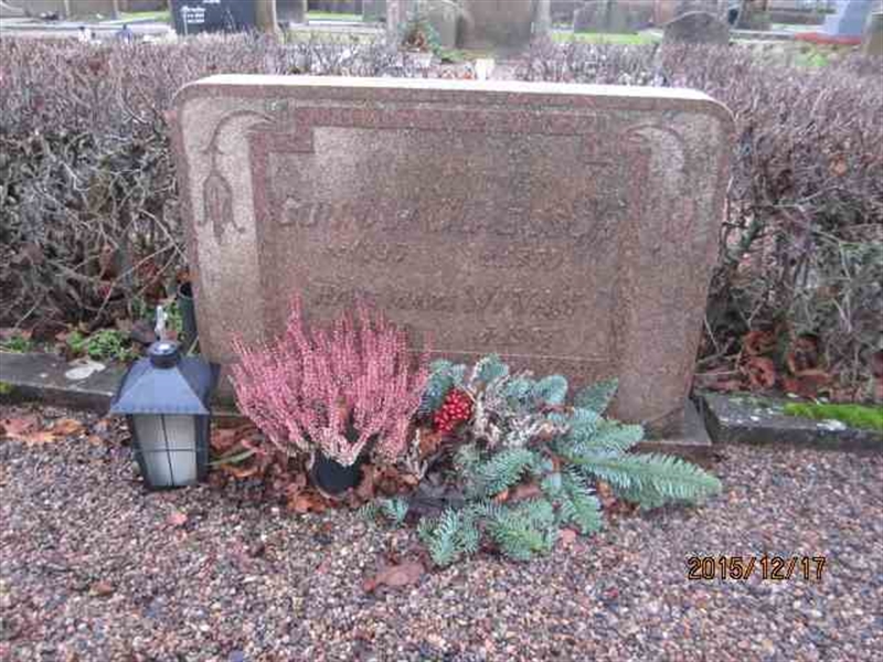 Grave number: 1 05 F     5