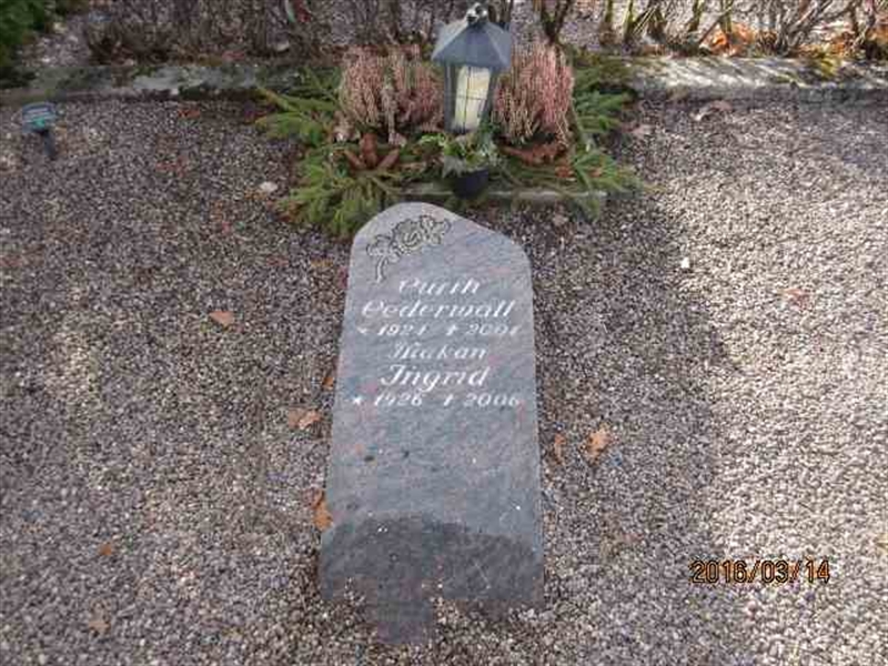 Grave number: 1 06 D    33-35-37