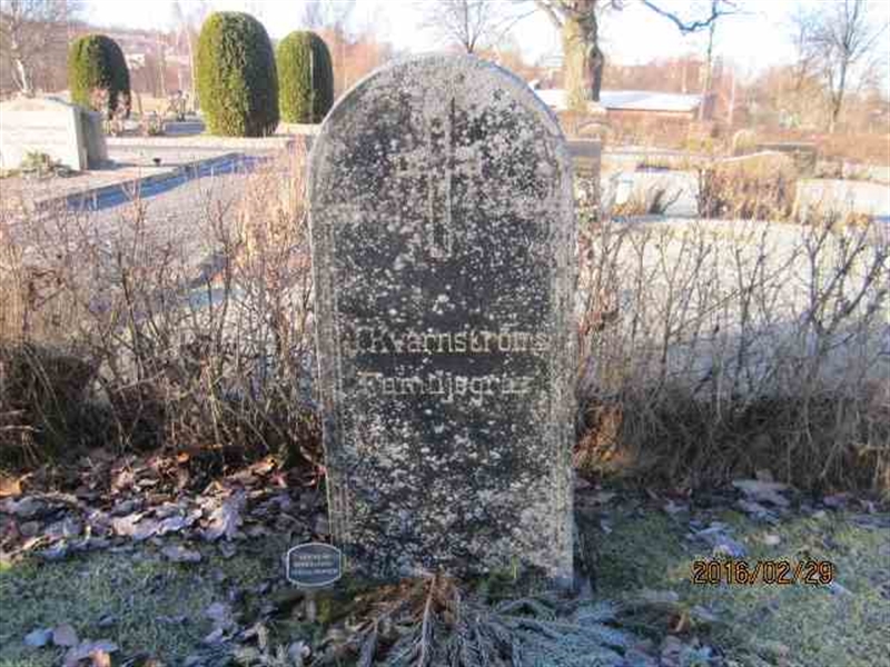 Grave number: 1 18 J    26-27