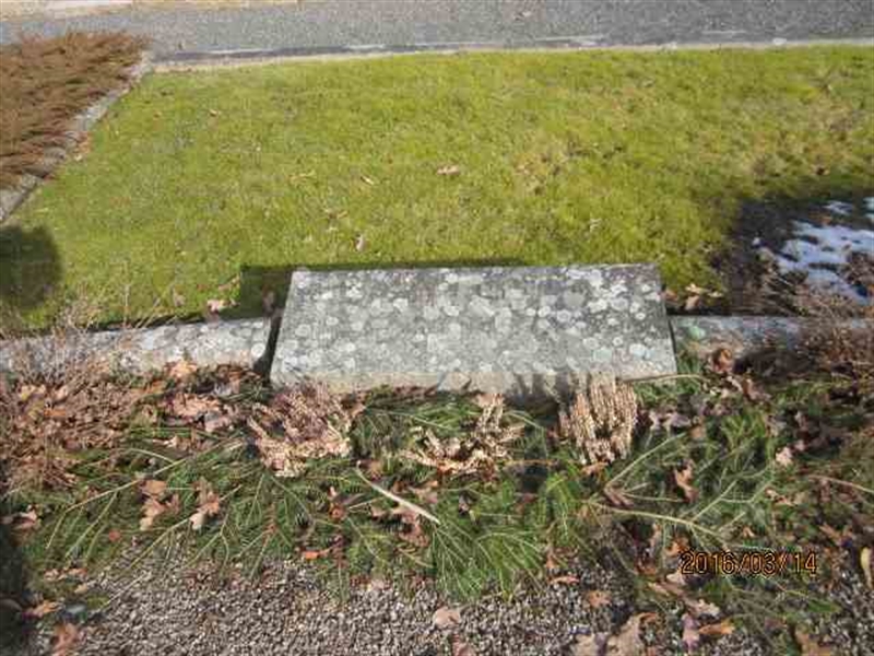 Grave number: 1 06 D     6-8-10