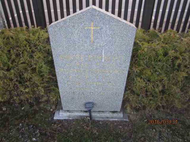 Grave number: 1 12 E     1