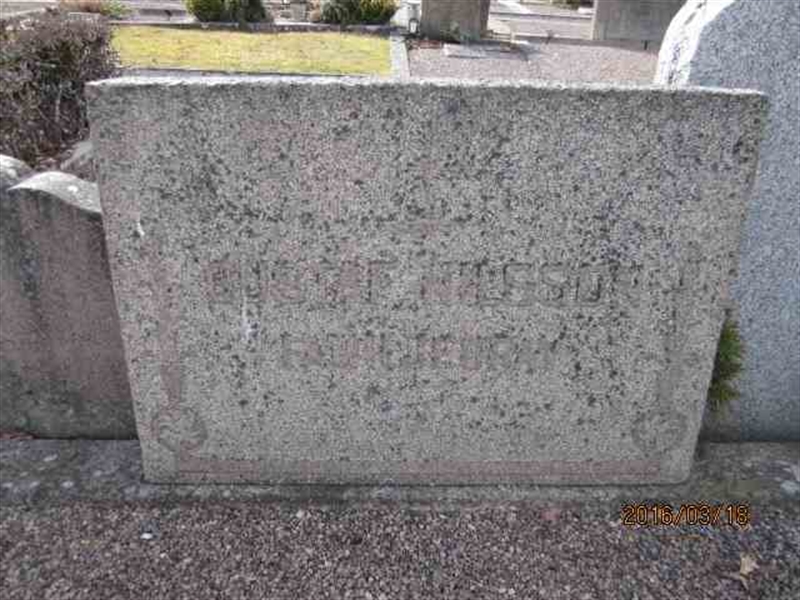 Grave number: 1 08 D    29-31