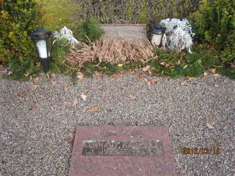 Grave number: 1 06 E    38-40