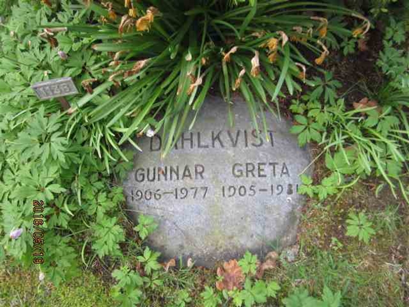 Grave number: 2 UL  1138