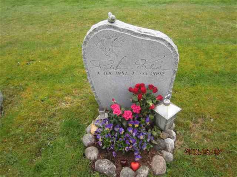 Grave number: 2 JES    84