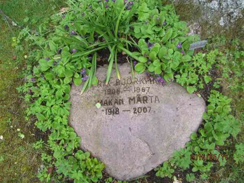 Grave number: 2 UL  1037