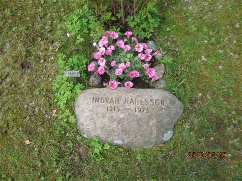 Grave number: 2 UL  1103