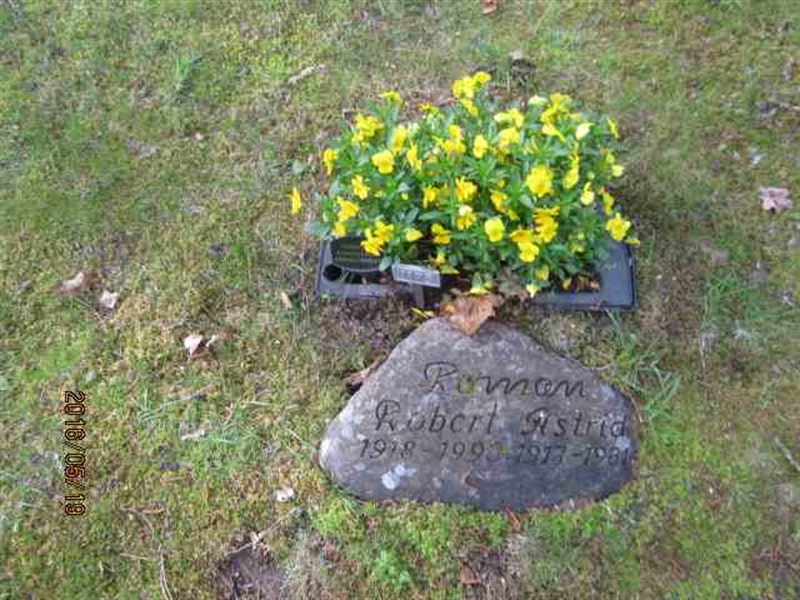 Grave number: 2 UL  1175