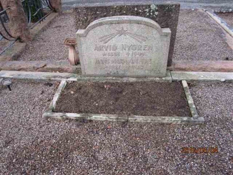 Grave number: 1 13 B    25