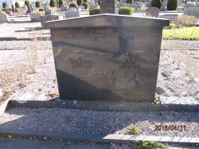 Grave number: 1 15 C     4