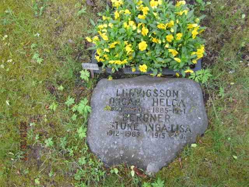 Grave number: 2 UL  1053